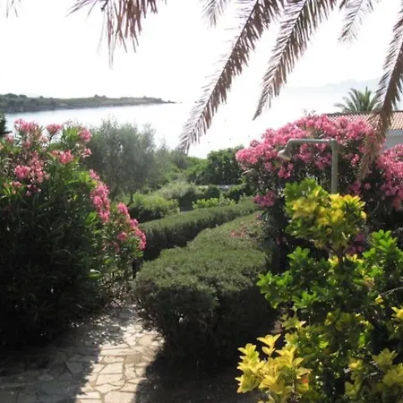 La Casa Di Teresa-villetta A 50 Mt Dal Mare